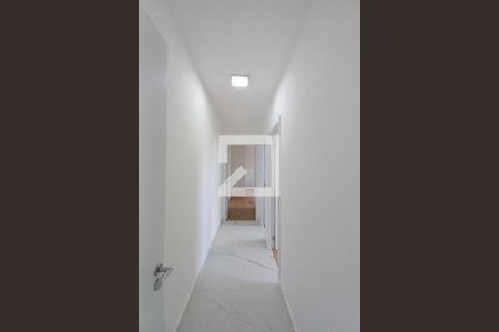 Corredor de apartamento à venda com 2 quartos, 64m² em Loteamento Parque São Martinho, Campinas