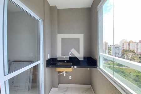 Varanda da sala de apartamento à venda com 2 quartos, 64m² em Loteamento Parque São Martinho, Campinas