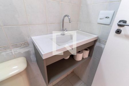 Apartamento à venda com 58m², 2 quartos e 1 vagaBanheiro 2