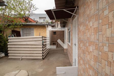 Casa para alugar com 40m², 1 quarto e sem vagaQuintal e Área de serviço