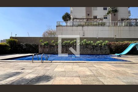 Apartamento à venda com 237m², 4 quartos e 5 vagasPiscina