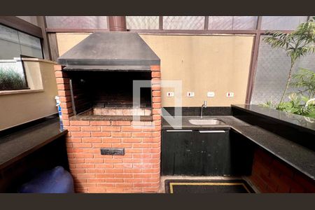 Apartamento à venda com 237m², 4 quartos e 5 vagasChurrasqueira