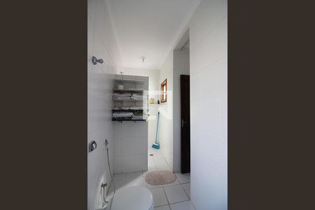 Casa à venda com 330m², 3 quartos e 2 vagasSuíte 2 Banheiro