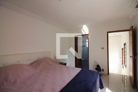Casa à venda com 330m², 3 quartos e 2 vagasSuíte 3