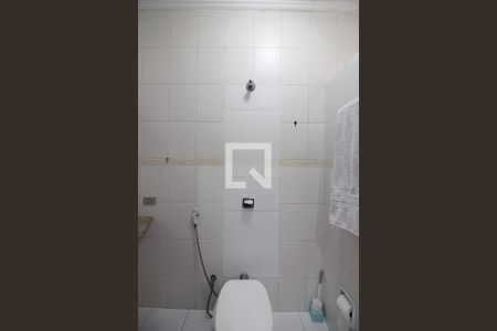 Casa à venda com 330m², 3 quartos e 2 vagasSuíte 1 Banheiro