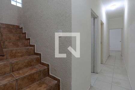 Corredor de casa para alugar com 3 quartos, 154m² em Vila Nova Socorro, Mogi das Cruzes