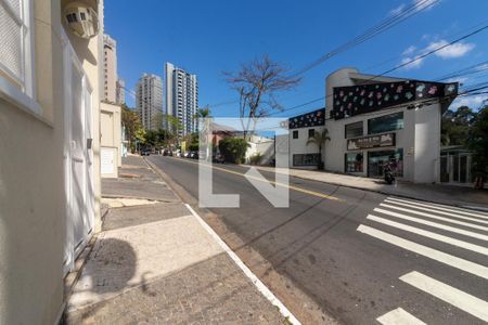 Apartamento para alugar com 57m², 2 quartos e 2 vagas Apartamento para alugar com 57m², 2 quartos e 2 vagasVista da Rua