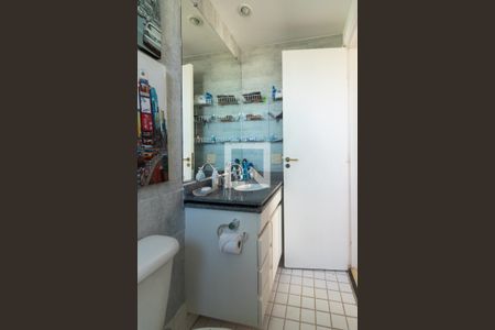 Apartamento para alugar com 57m², 2 quartos e 2 vagas Apartamento para alugar com 57m², 2 quartos e 2 vagasBanheiro da Suíte