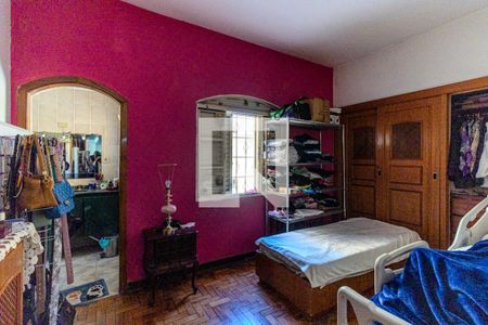 Casa à venda com 477m², 3 quartos e 4 vagasSuíte 2