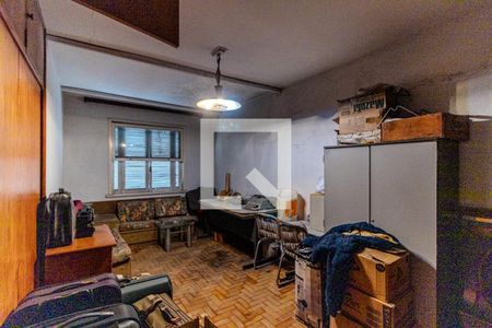 Casa à venda com 477m², 3 quartos e 4 vagasEscritório 2