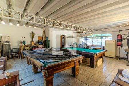 Casa à venda com 477m², 3 quartos e 4 vagasSalão de Festas / Jogos