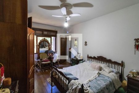 Casa à venda com 571m², 4 quartos e 3 vagasSuíte 1