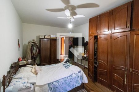 Casa à venda com 571m², 4 quartos e 3 vagasSuíte 1