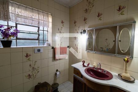 Casa à venda com 571m², 4 quartos e 3 vagasBanheiro 2