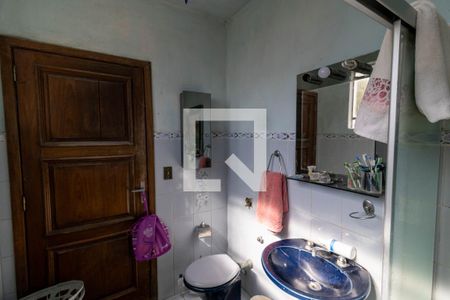 Casa à venda com 571m², 4 quartos e 3 vagasBanheiro da Suíte 2