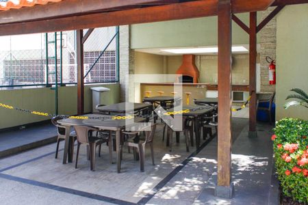 Apartamento para alugar com 65m², 2 quartos e 1 vaga Apartamento para alugar com 65m², 2 quartos e 1 vagaÁrea comum - Churrasqueira