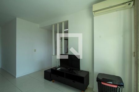 Sala de apartamento para alugar com 2 quartos, 65m² em Barra da Tijuca, Rio de Janeiro