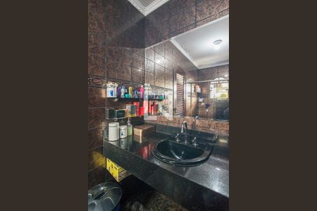 Banheiro da Suite de casa à venda com 3 quartos, 275m² em Parque Oratório, Santo André