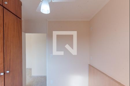 Apartamento à venda com 70m², 3 quartos e 1 vagaQuarto 2