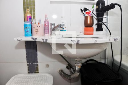 Casa de condomínio à venda com 90m², 2 quartos e 2 vagasDetalhe - Suíte