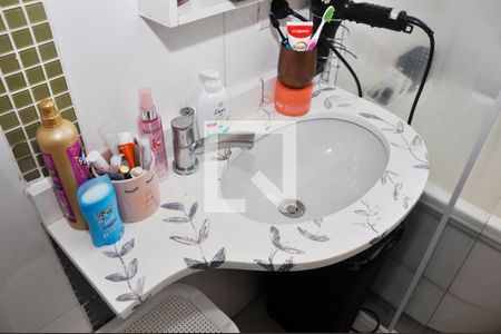 Casa de condomínio à venda com 90m², 2 quartos e 2 vagasDetalhe - Suíte