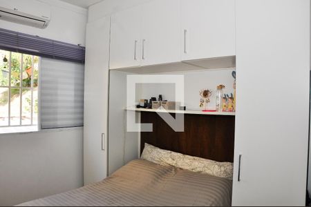 Casa de condomínio à venda com 90m², 2 quartos e 2 vagasDetalhe - Quarto 01 com Suíte