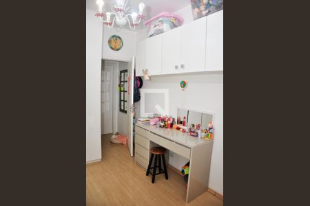 Casa de condomínio à venda com 90m², 2 quartos e 2 vagasDetalhe - Quarto 02 com Suíte