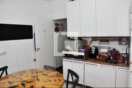 Casa de condomínio à venda com 90m², 2 quartos e 2 vagasDetalhe - Cozinha