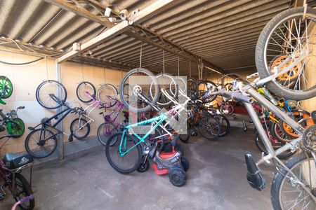 Apartamento para alugar com 74m², 3 quartos e 1 vaga Apartamento para alugar com 74m², 3 quartos e 1 vagaÁrea comum - Bicicletário