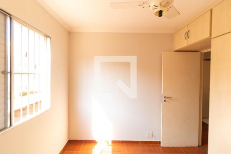Apartamento para alugar com 74m², 3 quartos e 1 vaga Apartamento para alugar com 74m², 3 quartos e 1 vagaQuarto 02