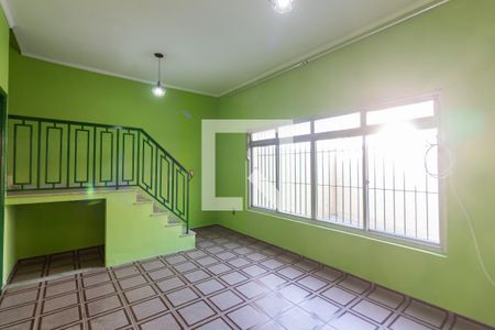 Sala de casa para alugar com 4 quartos, 110m² em Santo Antônio, Osasco