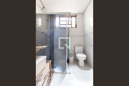 Casa à venda com 448m², 4 quartos e 4 vagas Casa à venda com 448m², 4 quartos e 4 vagasBanheiro Social 1