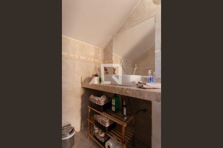 Casa à venda com 448m², 4 quartos e 4 vagas Casa à venda com 448m², 4 quartos e 4 vagasLavabo