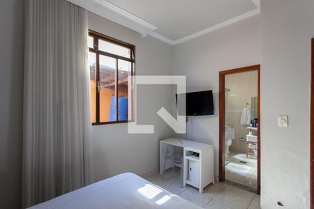 Suíte de casa à venda com 4 quartos, 448m² em Calafate, Belo Horizonte