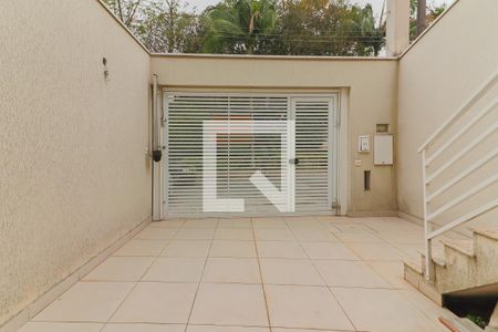 Casa à venda com 215m², 3 quartos e 4 vagas Casa à venda com 215m², 3 quartos e 4 vagasGaragem