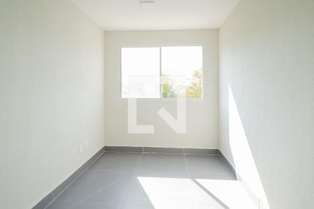Sala de apartamento para alugar com 2 quartos, 42m² em Parque Bristol, São Paulo