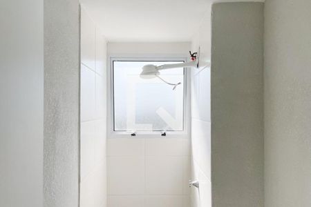 Apartamento para alugar com 42m², 2 quartos e sem vaga Apartamento para alugar com 42m², 2 quartos e sem vagaBanheiro Social