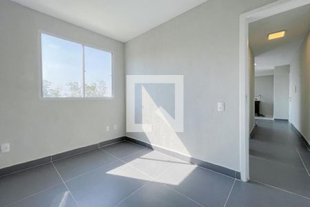 Quarto 2 de apartamento para alugar com 2 quartos, 42m² em Parque Bristol, São Paulo