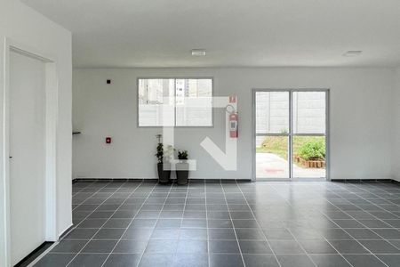 Apartamento para alugar com 42m², 2 quartos e sem vaga Apartamento para alugar com 42m², 2 quartos e sem vagaÁrea comum - Salão de festas