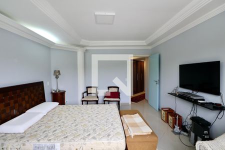 Casa para alugar com 680m², 5 quartos e 4 vagasQuarto Suíte 5