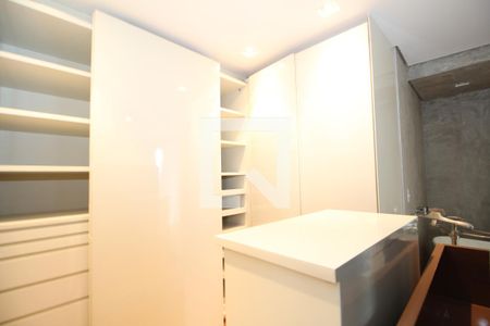 Apartamento para alugar com 130m², 2 quartos e 2 vagasCloset - Quarto