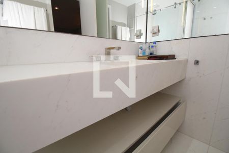 Apartamento para alugar com 130m², 2 quartos e 2 vagasBanheiro 2