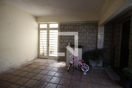 Casa à venda com 300m², 3 quartos e 3 vagasGaragem