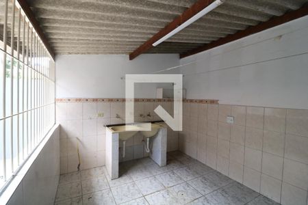 Casa para alugar com 85m², 2 quartos e sem vagaÁrea de Serviço