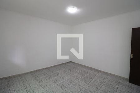 Quarto de casa para alugar com 2 quartos, 85m² em Chácara Mafalda, São Paulo