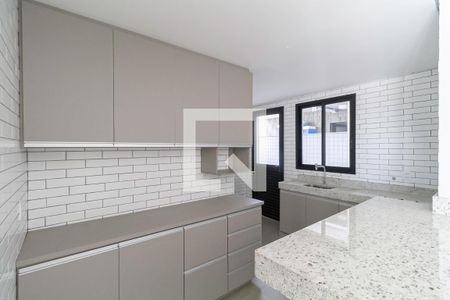 Apartamento à venda com 111m², 3 quartos e 2 vagasCozinha