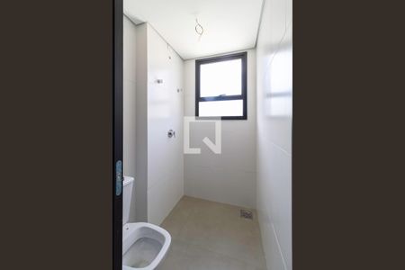 Apartamento à venda com 111m², 3 quartos e 2 vagasBanheiro das semi suítes 1 e 2