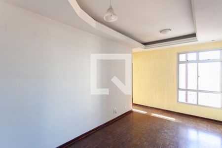 Apartamento à venda com 84m², 3 quartos e 1 vaga Apartamento à venda com 84m², 3 quartos e 1 vagaSala