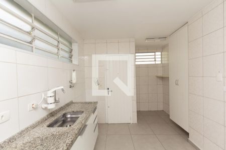Casa para alugar com 300m², 4 quartos e 4 vagasCozinha