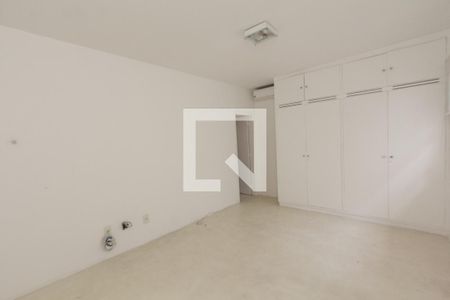 Casa para alugar com 300m², 4 quartos e 4 vagasSuíte 2